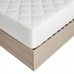 Waterproof Fitted Mattress Protector with Elastic Fit - Breathable & Liquid Resistant Mattress Protector