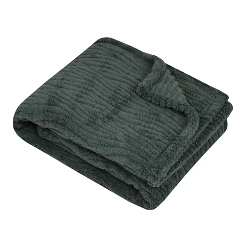 STOF - Blanket - Size 130 x 160 cm - 100% Polyester - Jade Colour - Columbia Model - Blanket - Soft Warm Fluffy Textured, Plain