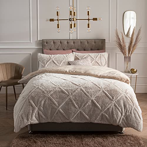 Sleepdown Ruched Diamond Faux Fur Fleece Thermal Warm Cosy Super Soft Duvet Cover Quilt Bedding Set with Pillow Cases - Super King (220cm x 260cm) - Natural