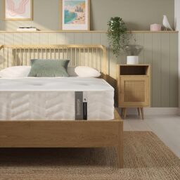 Summerby Sleep Eco-Memory Foam Mattress with Egyptian Cotton Cover – Firm Support & Natural Comfort, King, White