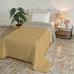GOLIA Summer Quilt, Made in Italy, 100% Polyester – Double-Sided Bedspread with WaterWashed Effect – Lightweight Blanket with 65 g Filling – Single Bed 170 x 250 cm – Ochre/Sand