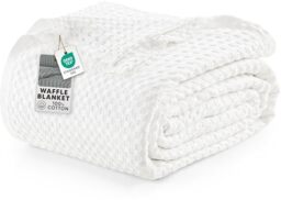 Utopia Bedding Cotton Waffle Blanket 300 GSM (White - 274x228 cm) Soft Lightweight Breathable Bed Blanket Big Size Layering Any Bed for All Season