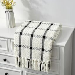 CREVENT 127cmX152cm Farmhouse Breathable Soft and Warm Chenille Throw Blanket for Sofa Couch Bed, Home Decoration Throw with Tassles (Black & White)