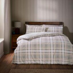 Catherine Lansfield Cosy Sherpa Check Super King Duvet Cover Set with Pillowcases Natural