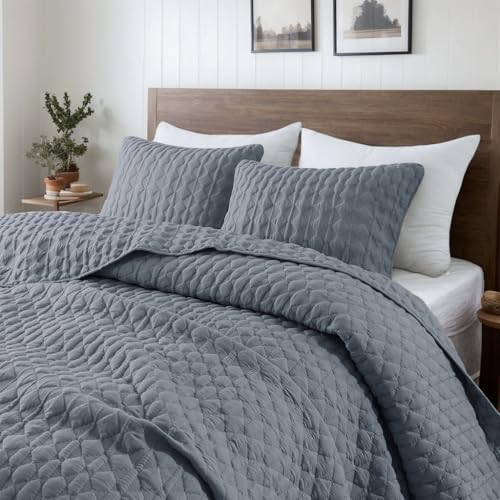 "WDCOZY - Bedding Set with 1 Pillow Sham - Thin Lightweight Soft Coverlet Quilted Blanket All Season 2 Pieces Twin Blue 68""x90"""