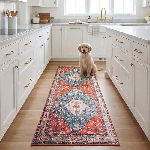 Safavieh Traditional Rug Ideal for High Traffic Areas - Machine Washable and Non Slip - Tucson Collection, Short Pile, in Beige and Blue, 76 X 244 cm
