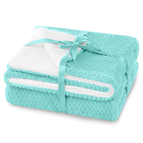 AmeliaHome Shleepy Cuddly Blanket 130 x 180 cm Delicate Quilted Sherpa Lambskin Look Turquoise