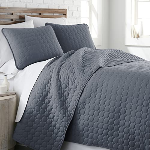 Southshore Fine Living, Inc. Oversized King Quilt Bedding Set with 2 Pillow Shams, Modern Circle Stitch Design, Quilted Bedspread, California King Quilt Coverlet, Hotel Bedspread, Steel Blue Quilt