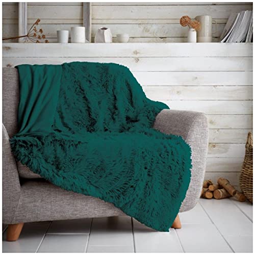GC GAVENO CAVAILIA Super Soft Hugg and Snugg Teddy Fleece Sofa Bed Blanket, Easy Care Fluffy Cosy Warm Settee Throw, Green, 150x200 Cm,662822