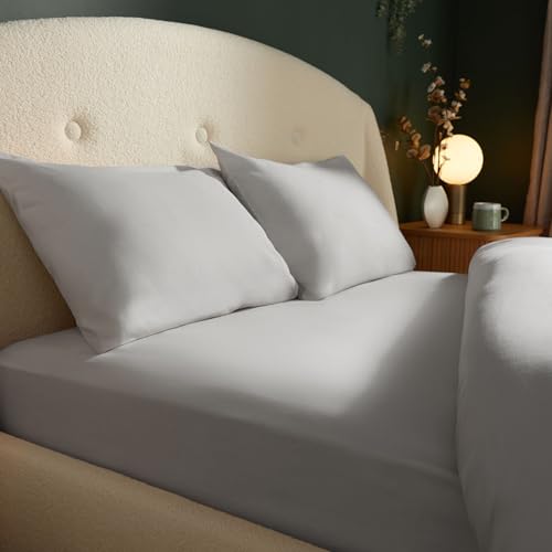 Silentnight Brushed Cotton Fitted Sheet - Soft Velvety Touch 100% Cotton - Cosy Warmth Feel - Breathable Brushed Hypoallergenic Fitted Sheet with Elasticated Corners, Silver, Double