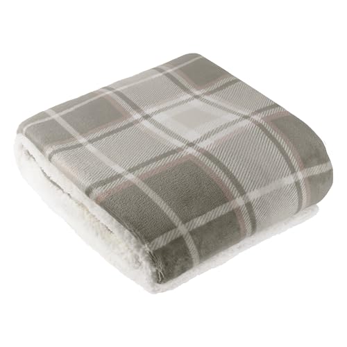 furn. Wylder Braemar Throw – Soft Cosy Tartan Check Sherpa Fleece Blanket (Green/Natural - 140x180cm)