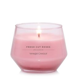 Yankee Candle Studio Scented Candle Fresh Cut Roses Medium Candle Long Burning Candles: 40-65 Hours Stylish Glass Vessel Design Perfect Gifts for Women, Gifts for Mum, Wedding & More