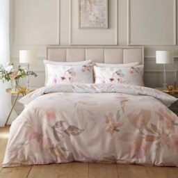 Soiree Mia Floral Blooms Duvet Cover Set Super King 260 x 220cm – 100% Cotton Bedding with Elegant Floral Bloom Design, Includes 2 Pillowcases