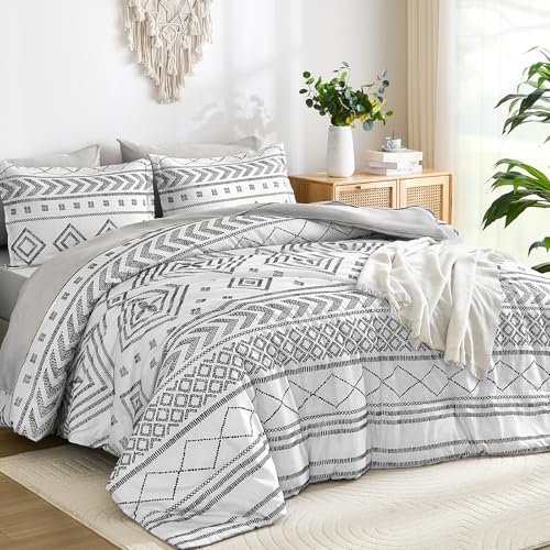 Yiran White Comforter Set Queen Size, 7 Piece Boho Aztec Bedding Set, Bohemian Bed in a Bag Queen, Soft Microfiber Striped Complete Bedding Set with Sheets for All Season