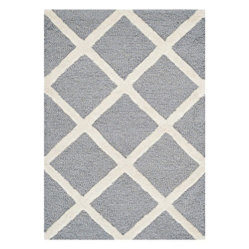 Safavieh Diamond Indoor Hand Tufted Rectangle Area Rug, Cambridge Collection, CAM135, in Silver / Ivory, 122 X 183 cm for Living Room, Bedroom or Any Indoor Space