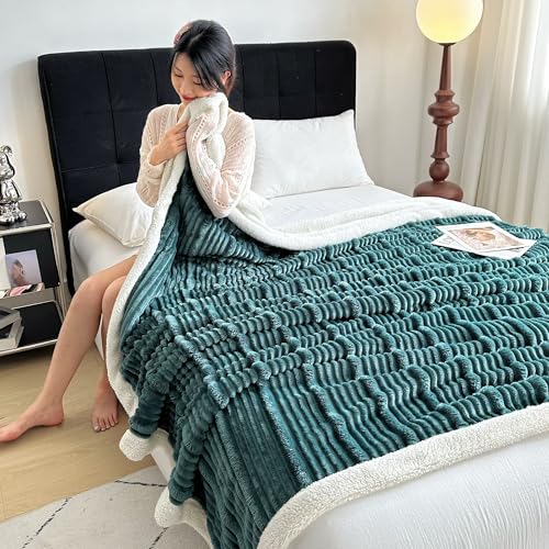 UKELER Sherpa Bed Blanket 80 ?? 90 inch, Ultra Soft Queen Size Throw Blanket for All Season, 470 GSM Cozy Plush Striped Fleece Blanket for Bedroom Living Room Dorm Hostel Sofa Camping, Dark Green