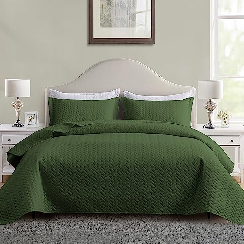 Maple&Stone Olive Green Quilt Set King Size, Lightweight Bedspread - Breathable Coverlet with Chevron Pattern, All-Season Dorm Bed Cover Set Bedding Decor 3 Piece