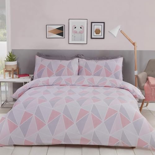 Rapport Home Double Duvet Cover Set - Pink Geometric Triangles Bedding for Girls & Teens - Reversible Polycotton Quilt Cover with Pillowcases (220x220cm)