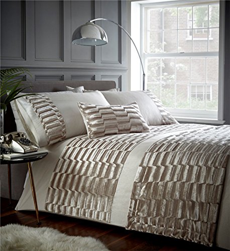 Portfolio Murray Velvet Soft Pattern Design Quilt Duvet Cover Bed Set, Polyester, Oyster, Super-King
