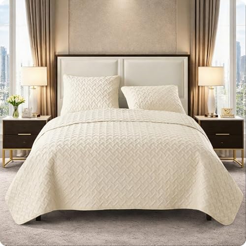 VCNY Home Super Soft Reversible Bedding Set with Matching Shams, Seasons, Microfiber, Nina Ivory, Full/Queen