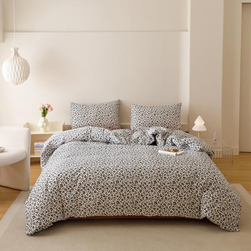 CLOTHKNOW Cheetah Print Queen Comforter Set 3Pcs Animal Leopard Bedding Comforter Sets Soft Black Brown Bedding Sets with 2 x Pillowcases Queen Size