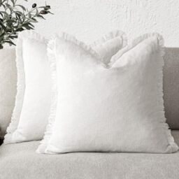 Foindtower Set of 2 Decorative Linen Throw Pillow Covers with Fringe, Cosy Boho Rustic Farmhouse Cushion Covers with Tassels for Sofa, Couch, Bed, Living Room, Home Decor, 46 x 46 cm, White