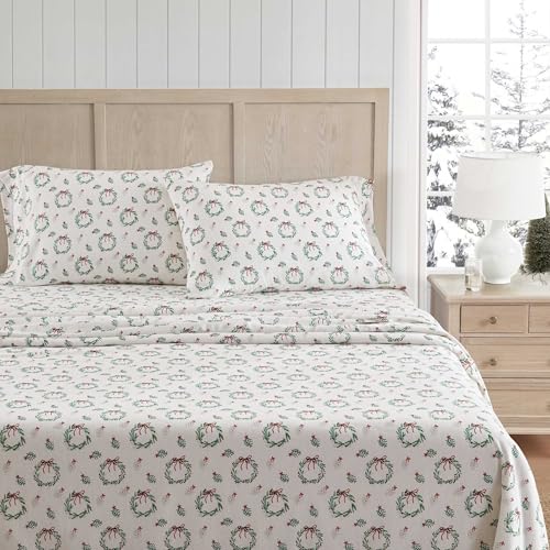 Martha Stewart - Flannel Sheets King Size, Anti-Pilling & Wrinkle Resistant Cotton, Touchably Soft for All-Season Comfort - Matching Pillowcases & Fitted Sheet (Wreaths & Mistletoe Green)