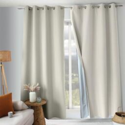 ED ENJOY HOME Thermal Blackout Curtain, Ecru, Anti-Cold and Anti Warm, 100% Blackout, Eyelet Finish, 135 x 240 cm, Satin Fabric, Technical Lining, Oxford Collection