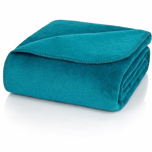Glart U2P Cuddle Blanket Uni Petrol - Living blanket made of cotton polyacrylic mix for sofa, couch and bed.