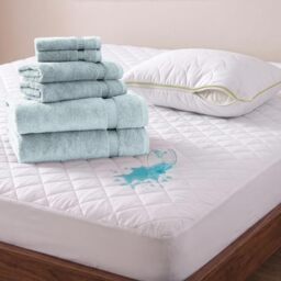 BERIBO Comfort Towel Set with Pillow & Mattress Protector (Small Double, Sea Foam)