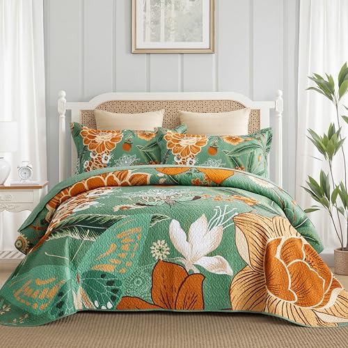 Tyrot 3 Piece Green Boho Floral King Size Quilt Sets Farmhouse Botanical Reversible Lightweight Bedspread Coverlet with 2 Shams Butterfly Microfiber Bedding Quilts Set for All Season, 106''x96''