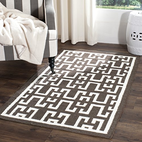 Safavieh Contemporary Indoor Flatweave Rectangle Area Rug, Dhurrie Collection, DHU621, in Chocolate / Ivory, 122 X 183 cm for Living Room, Bedroom or Any Indoor Space