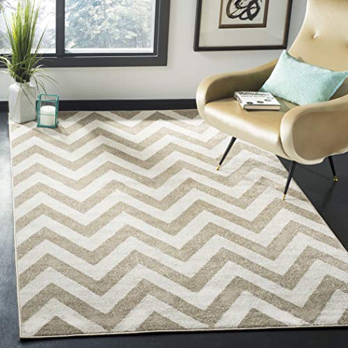 Safavieh Chevron Indoor Woven Rectangle Area Rug, Amherst Collection, AMT419, in Wheat / Beige, 152 X 244 cm for Living Room, Bedroom or Any Indoor Space