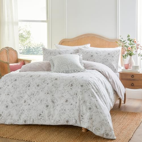 furn. Wylder Nature Bella Duvet Cover Set – Soft Reversible Floral Bedding (Natural - Double)