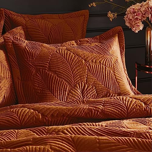 Paoletti Palmeria Quilted Pillowcase, Rust