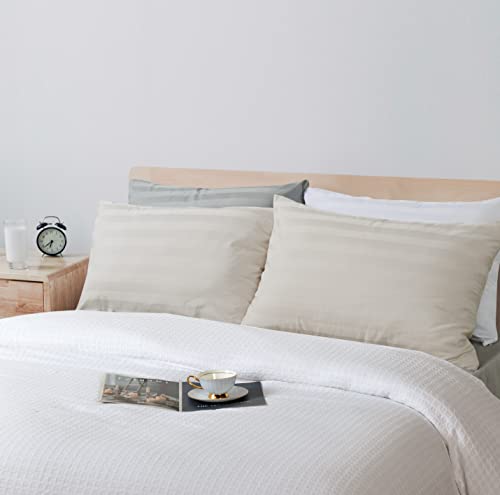 Pillow Cases Standard Size, 100% Egyptian Cotton Pillow Protectors with Zipper, 400 Thread Count Sateen Weave Beige Pillowcases Standard Size Set of 2, Premium Quality Pillow Covers for Home/Hotel