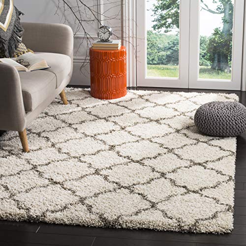 Safavieh Shaggy Indoor Woven Rectangle Area Rug, Hudson Shag Collection, SGH282, in Ivory / Grey, 155 X 229 cm for Living Room, Bedroom or Any Indoor Space