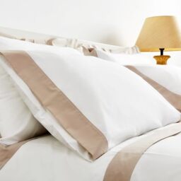 Camalisa White/Neutral Pillow Covers H/W in Pairs 50x70 cm