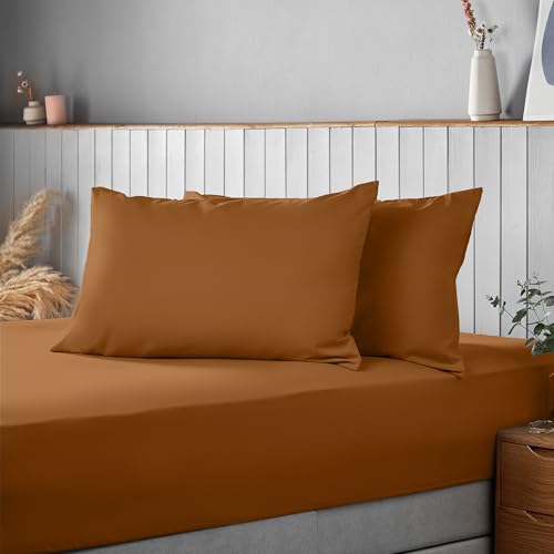 Silentnight Supersoft Pillowcase Pair - Cosy & Comfortable Delicate Smooth Touch - Easy Care Microfibre - Stylish & Modern Bed Pillow Case Protector 2 Pack, Retain Shape & Colour, Terracotta Orange
