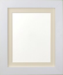 FRAMES BY POST London Picture Photo Frame, Plastic Glass, White with Ivory Mount, 20 x 16 Image Size 15 x 10 Inches