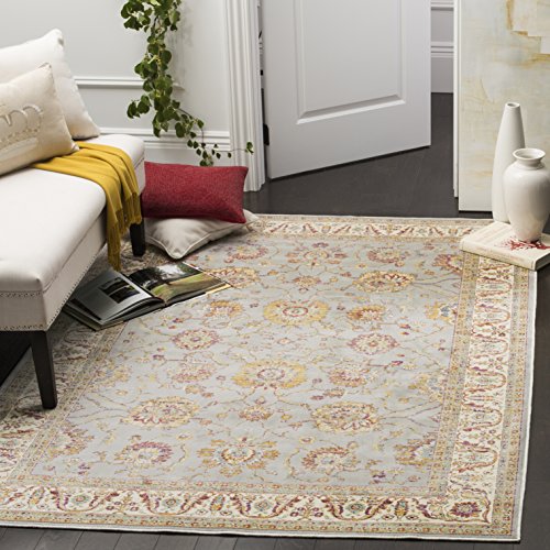 SAFAVIEH Old World Persian Rug for Living Room, Dining Room, Bedroom - Sevilla Collection, Short Pile, in Silver and Ivory, 155 X 231 cm