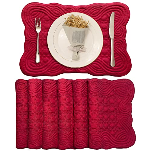 "Loom and Mill Christmas Quilted Table Placemats Set of 6, Natural Fabric Farmhouse Style Dining Table Mats, Double Layer & Washable for Kitchen Dinner Party Holidays All Season Use(12""x18"",Red)"