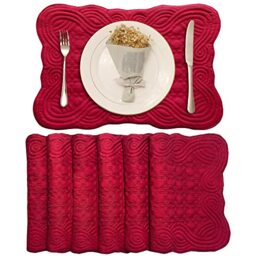 "Loom and Mill Christmas Quilted Table Placemats Set of 6, Natural Fabric Farmhouse Style Dining Table Mats, Double Layer & Washable for Kitchen Dinner Party Holidays All Season Use(12""x18"",Red)"