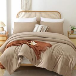 ROSGONIA Twin Comforter Set for Girls Boys Taupe Brown, 1 Boho Tan Comforter & 1 Pillowcase, All Season Kids Comforter Lightweight Dorm Bedding Gifts