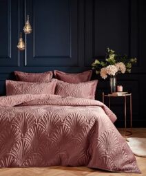 Paoletti Palmeria Quilted Duvet Cover Set – Luxe Embroidered Velvet Bedding (Blush – Single)