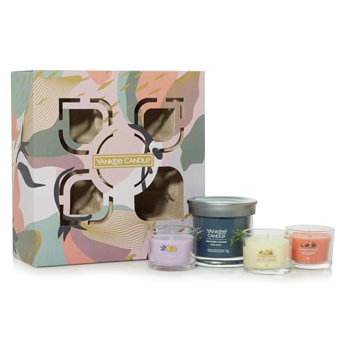 Yankee Candle Gift Set, 3 Scented Filled Votive Candles & 1 Signature Small Tumbler Candle, Soy Blend Wax Mix, Perfect Gifts for Women