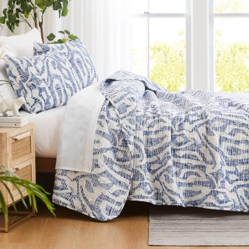 Southshore Fine Living, Inc. Khari Oversized Bedding Quilt Twin XL Coverlet with Matching Pillow Sham, Indian Hand Printed Tapestry Style, All Season Quilt Coverlet, Twin Size Bedspread, Blue