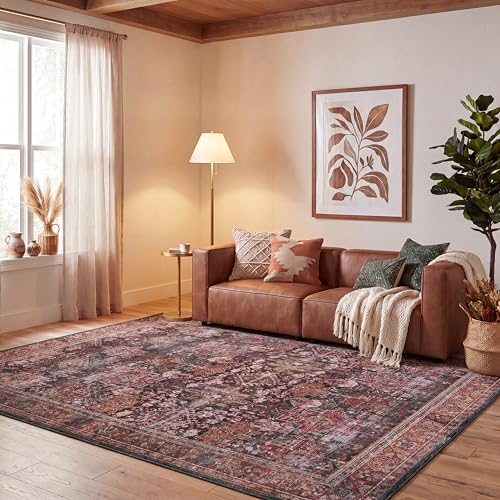 SAFAVIEH Traditional Rug Ideal for High Traffic Areas - Machine Washable and Non Slip - Tucson Collection, Short Pile, in Red and Green, 244 X 305 cm