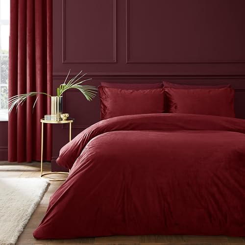 Catherine Lansfield Kingsley Soft Matt Velvet King Duvet Cover Set with Pillowcases Raspberry
