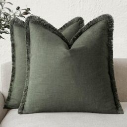 Foindtower Set of 2 Decorative Linen Cushion Covers with Fringe, Cosy Boho Cushion Covers with Tassels for the Sofa, Chair, Bed, Living Room, Home Decor, 56 x 56 cm, Olive Green